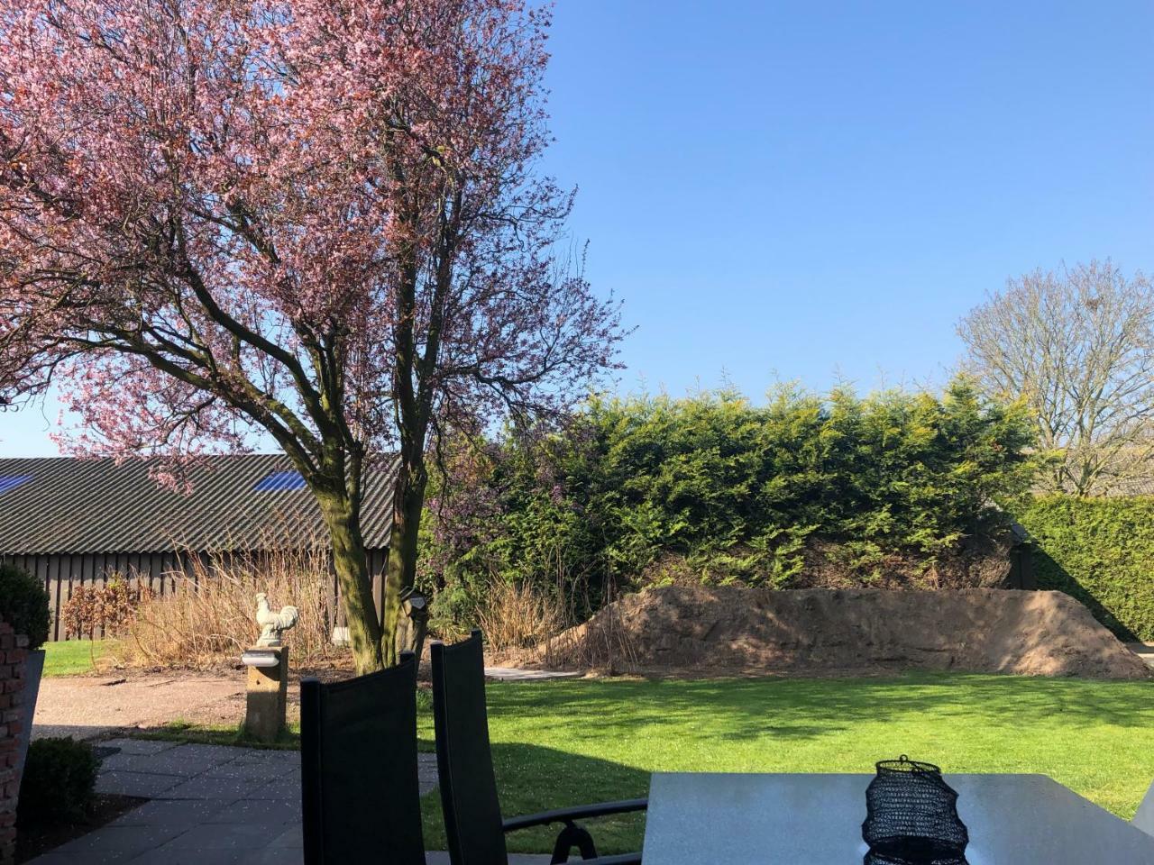 Vakantie Appartementen De Bonte Kraai Raamsdonk Exteriör bild